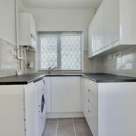 Improved Private House In Central Location Portsmouth Kültér fotó