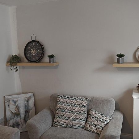 Improved Private House In Central Location Portsmouth Kültér fotó